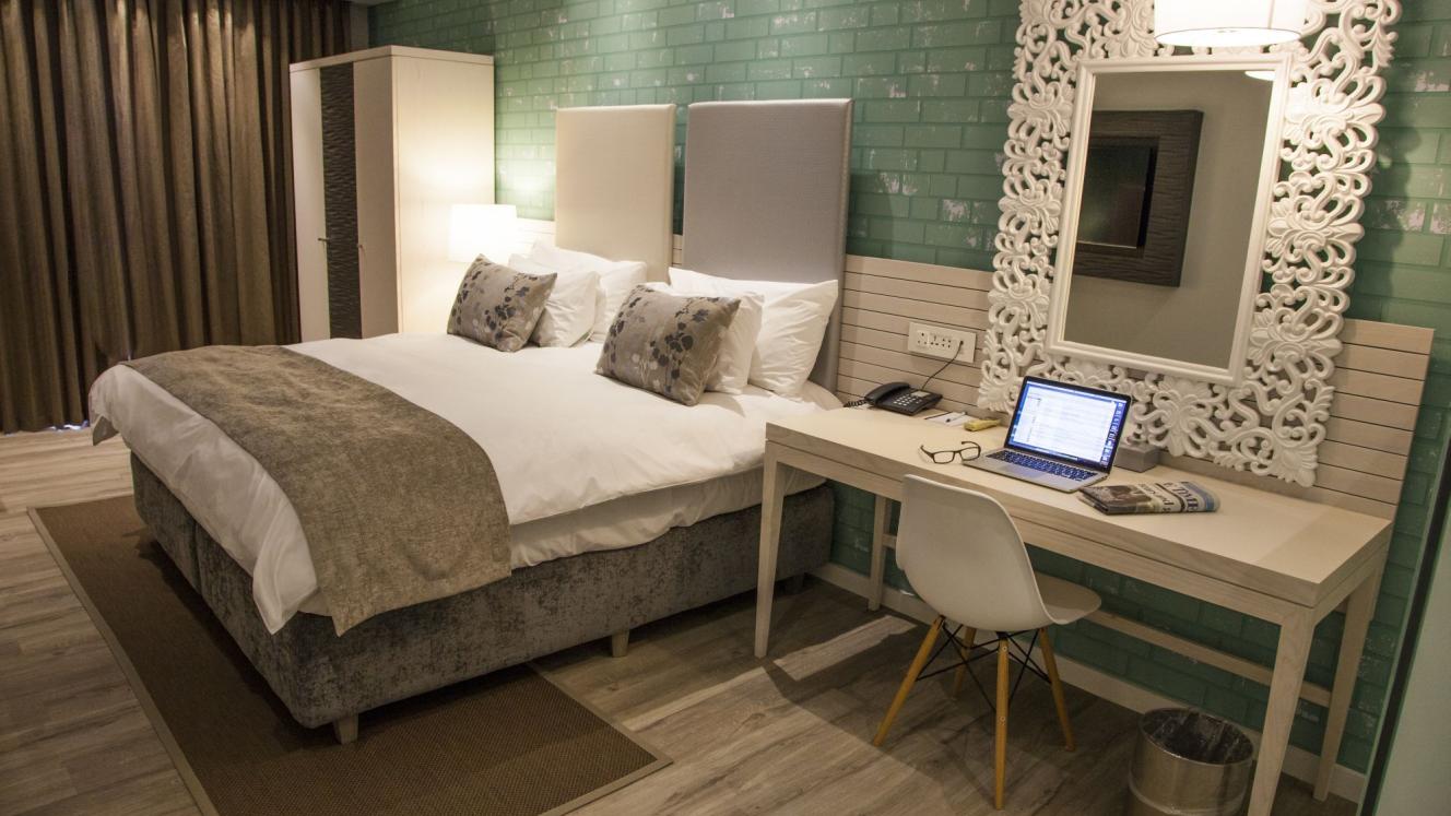 Protea Hotel Mossel Bay has revamped some of its bedrooms and bathrooms.