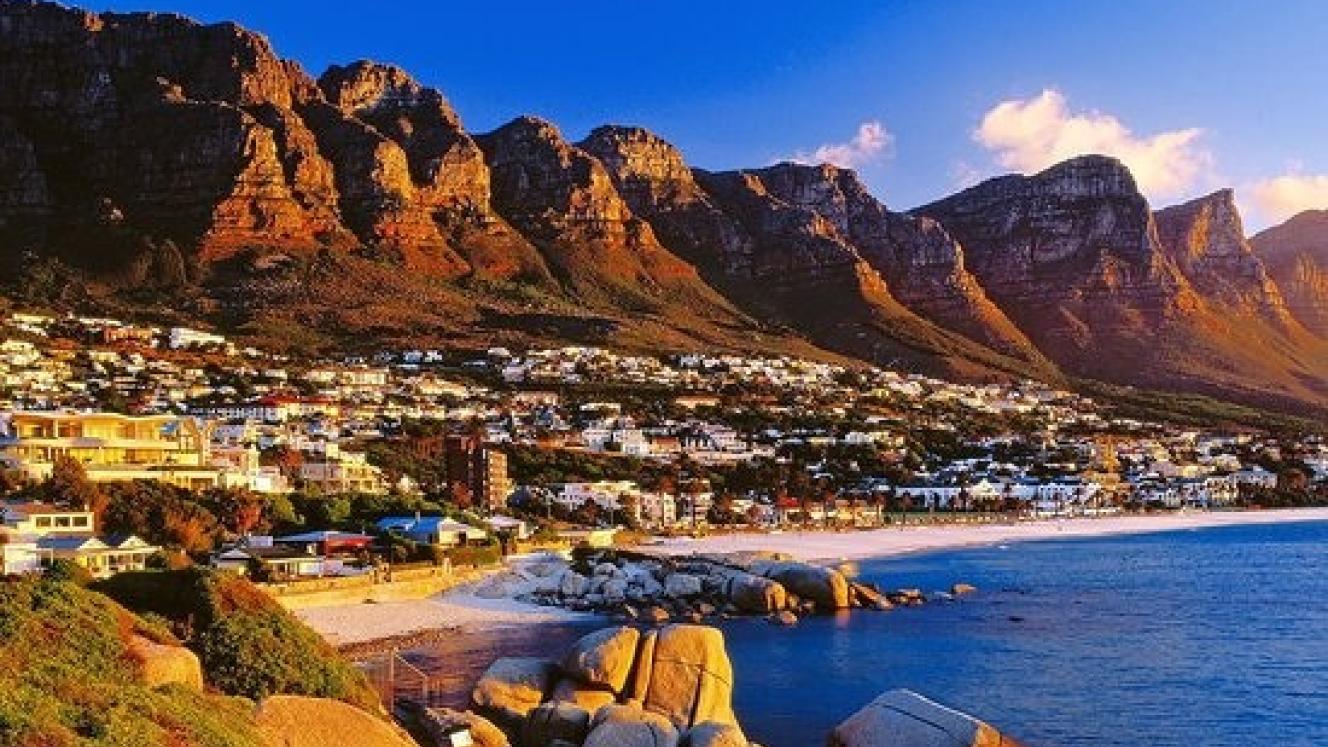 VoiceMap is a free smartphone app that uses your phone’s GPS to create a map of a route to walk, with a voice narrating as you do so. 