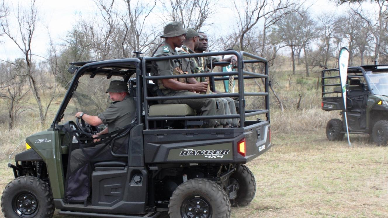Kruger rangers receive new patrol vehicles | Southern & East African ...