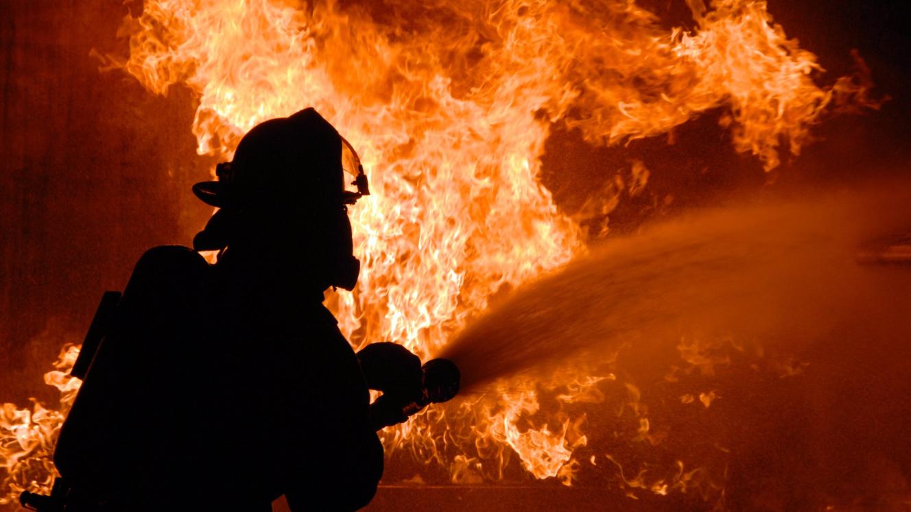 The fire that broke out in Redhill has spread to the Kommetjie area. 