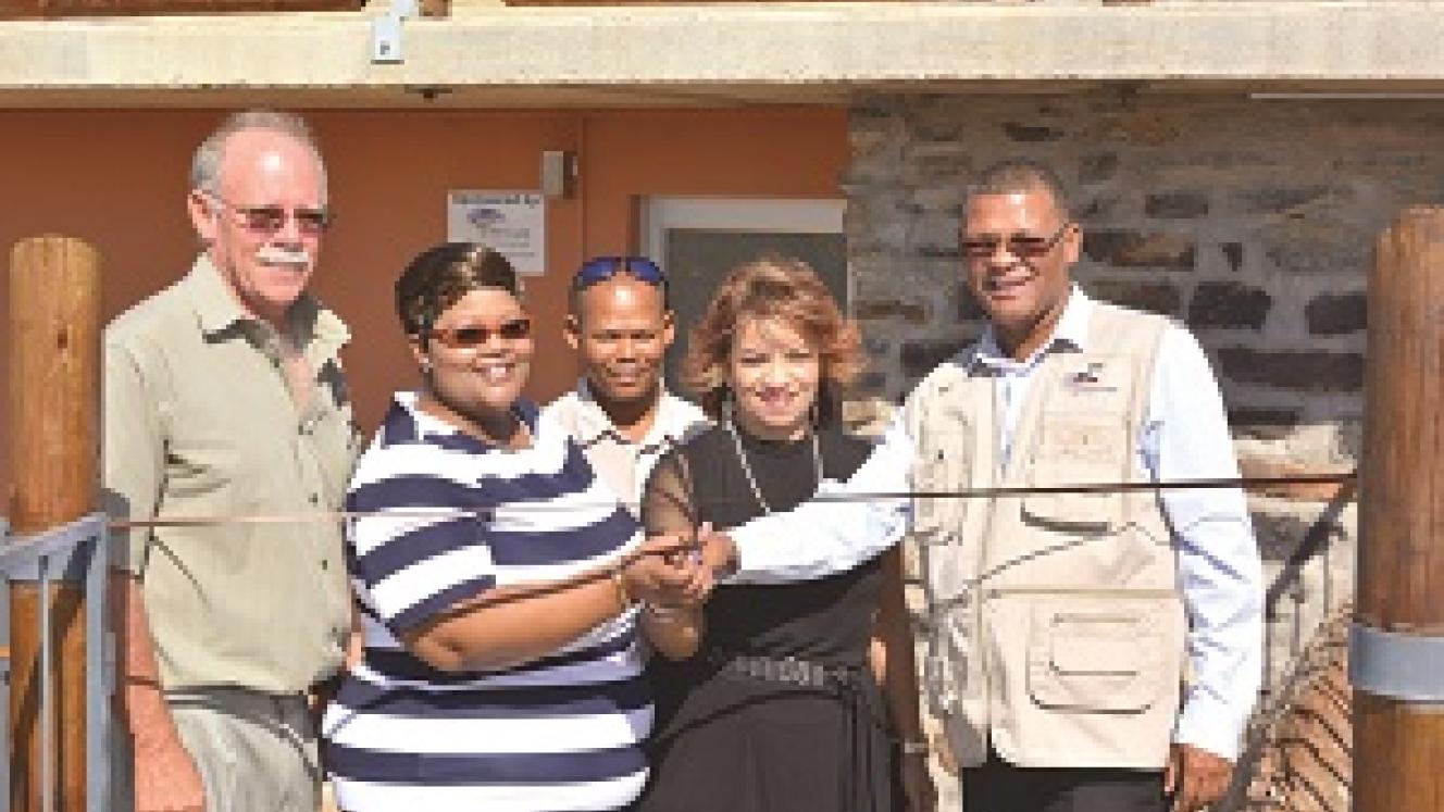 Pictured: Lucius Moolman – General Manager Arid Region, Patricia Wetbooi - Speaker: ZF Mgcawu DM, Frans van Rooyen – Park Manager, Drinie Samson - HOD: DEDaT, Johannes Olyn – Mayor Kai! Garib Municipality.