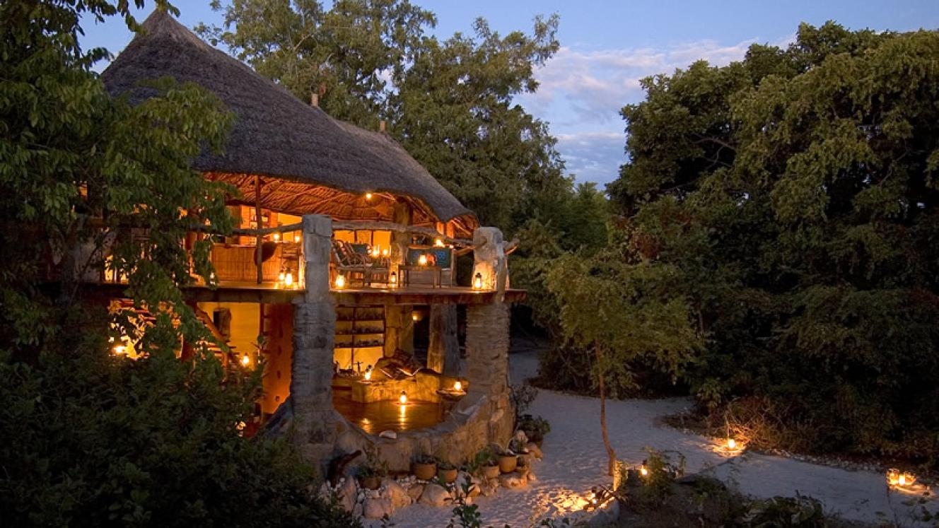 Massage therapies at Nkwichi Lodge take place in the privacy of guests’ chalets or on one of the private beaches