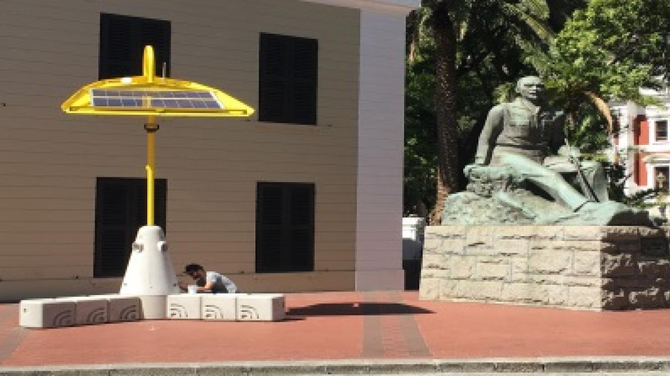 The Isabelo Smart Bench is a stand-alone, solar-powered free WiFi hotspot to be piloted on the corner of Adderley and Wale Streets in the Cape Town CBD.