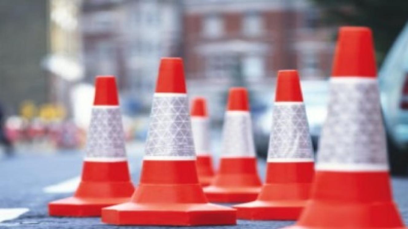 The large number of roadblocks on Zimbabwe’s highways is stifling the free movement of tourists, says the tourism industry.
