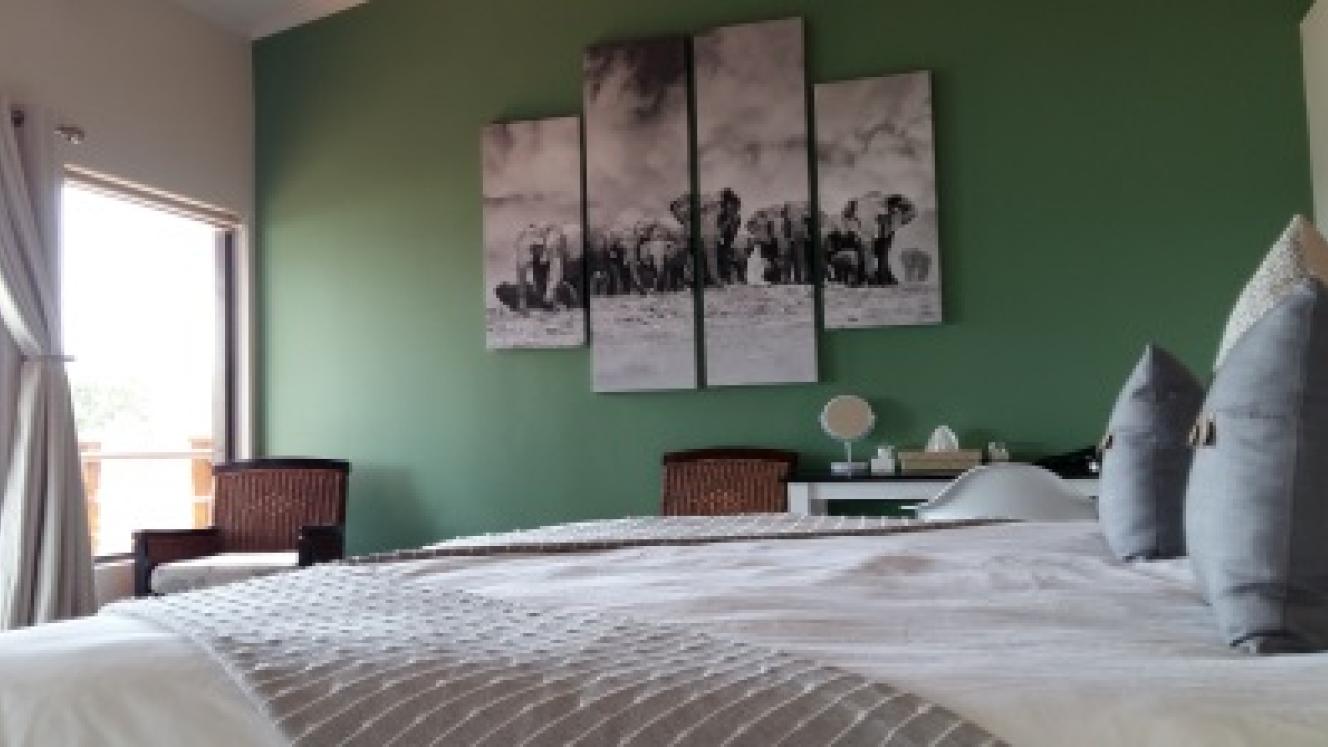 The Bird’s Eye Suites at the Elephant Hide can accommodate two couples or a family of four.