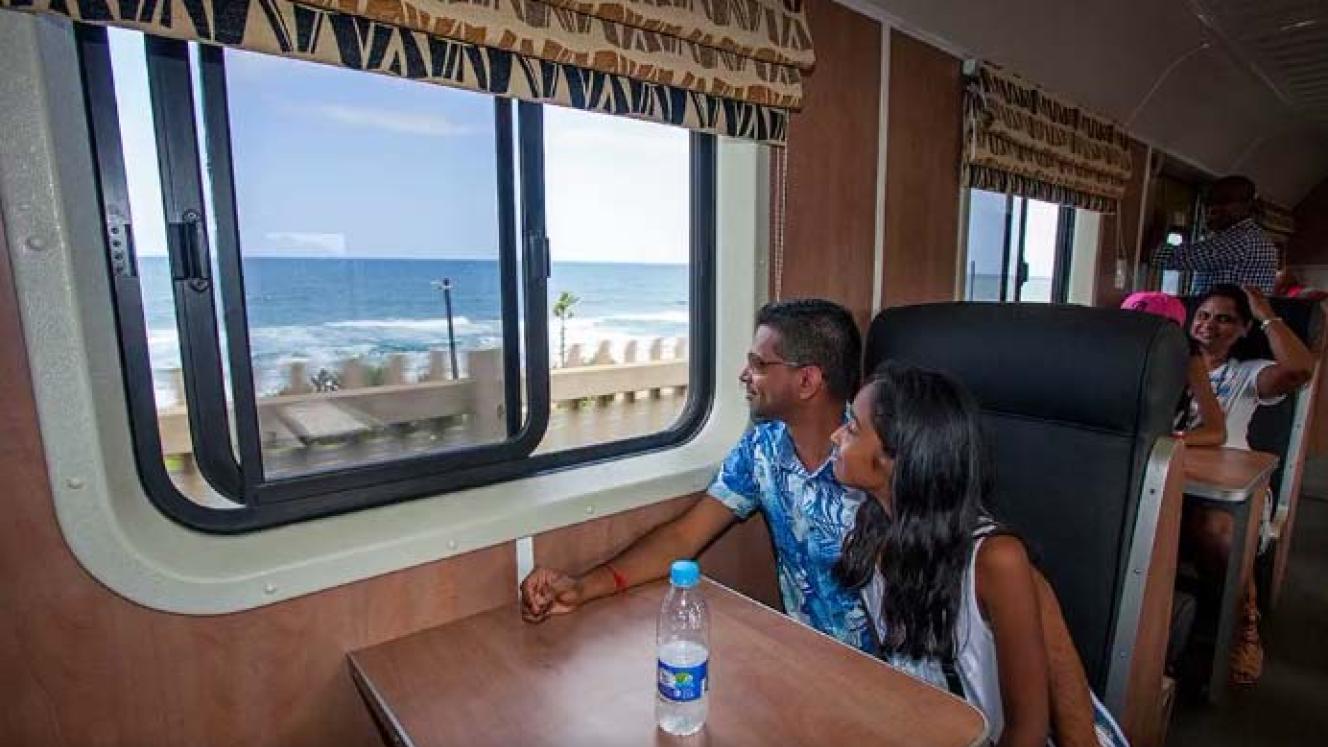 The Holiday Express trips to Scottburgh offer views of the ocean.