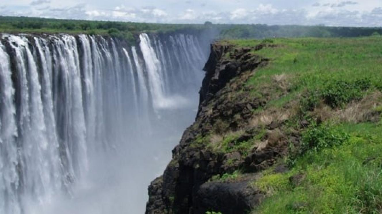 from July, Airlink will operate six weekly flights between Cape Town and Victoria Falls.
