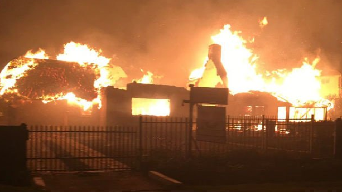 Fires cause massive damage to properties in Knysna, Western Cape.