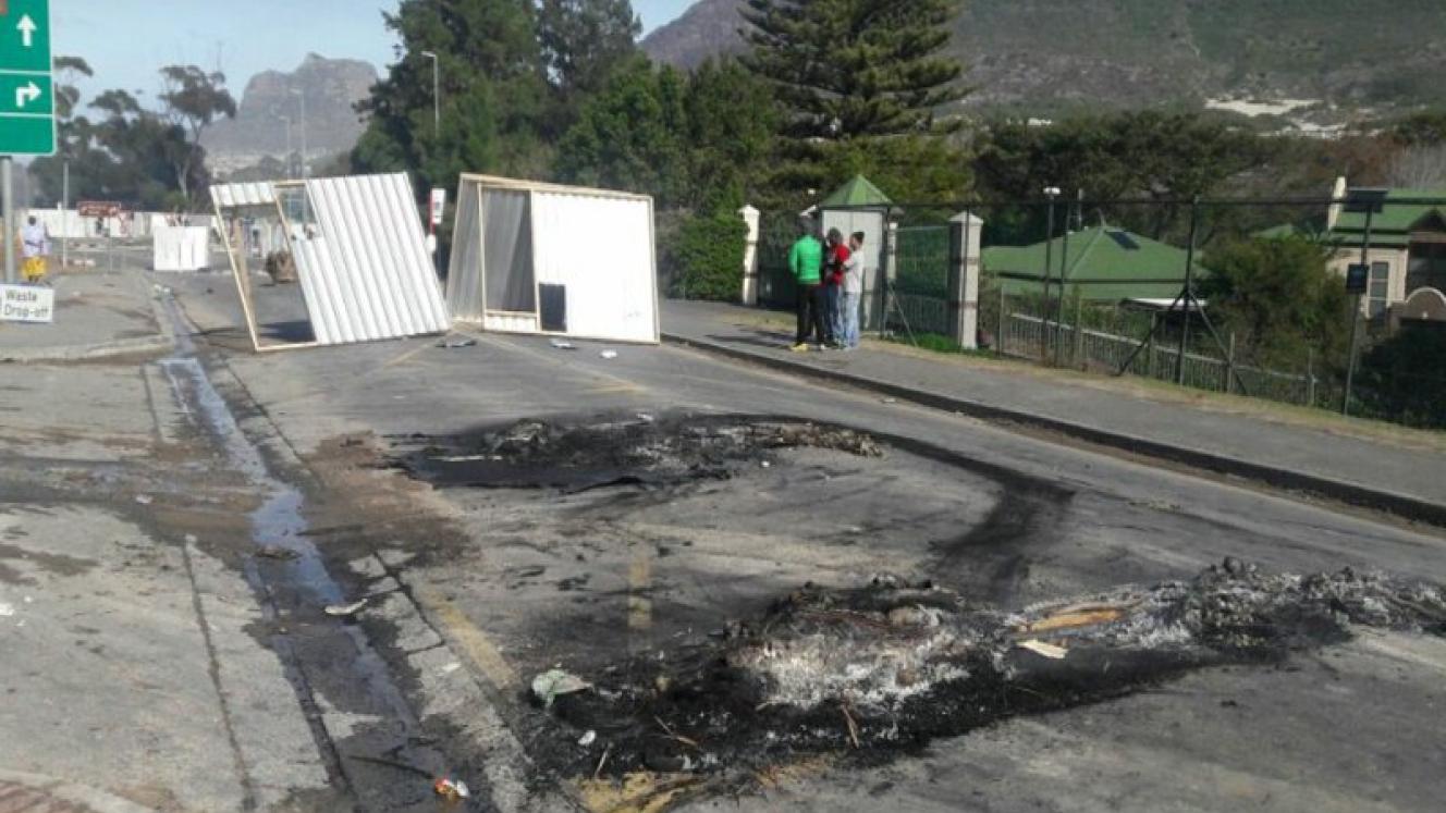 Roads reopen after havoc in Hout Bay.