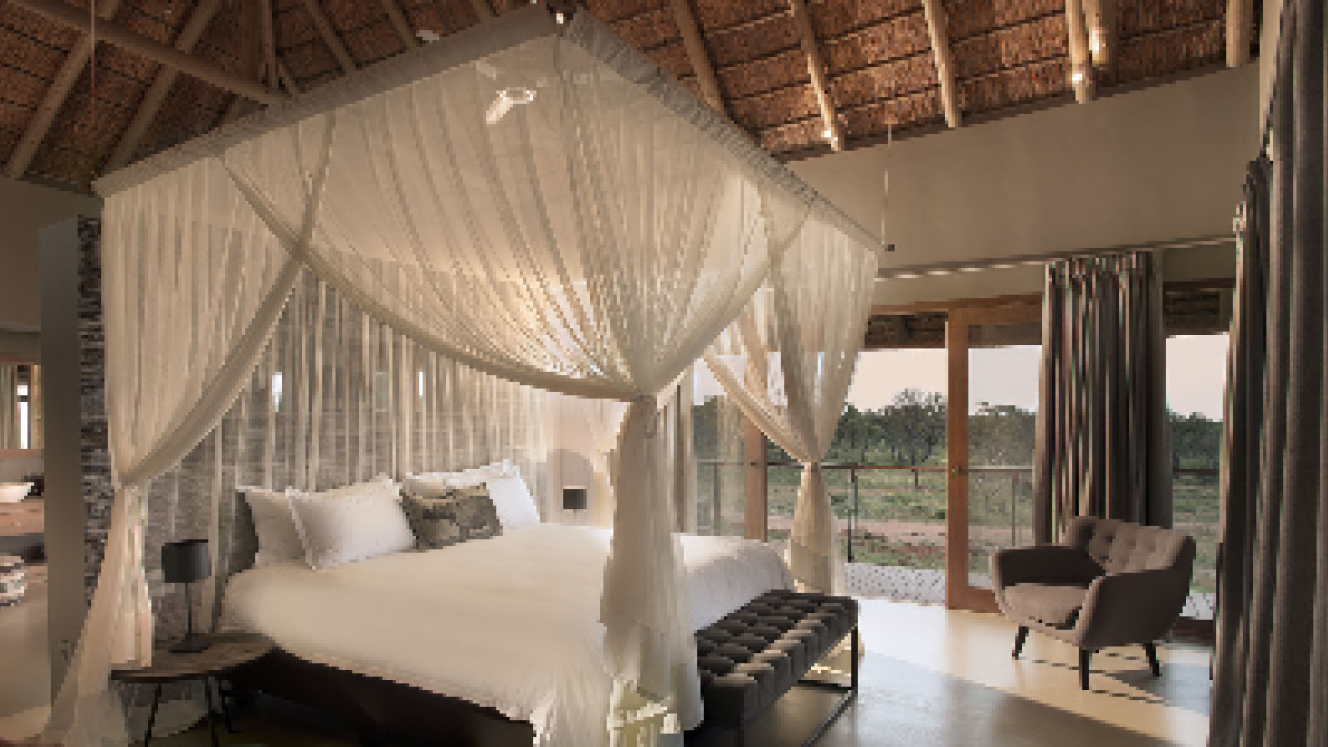 Mhondoro Game Lodge is a luxurious private game lodge in the Welgevonden Game Reserve in Limpopo.
