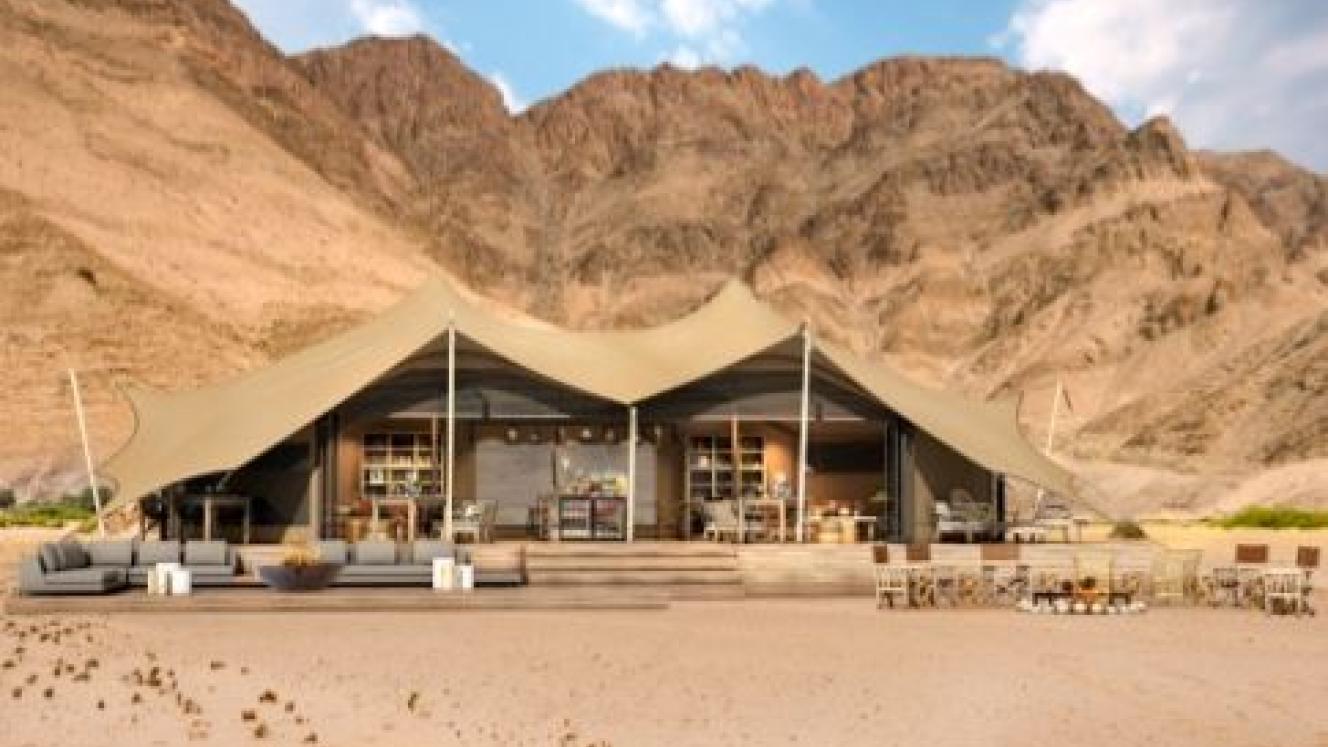 The camp is a joint venture between Natural Selection, the local communities and giraffe expert, Dr Julian Fennessy.