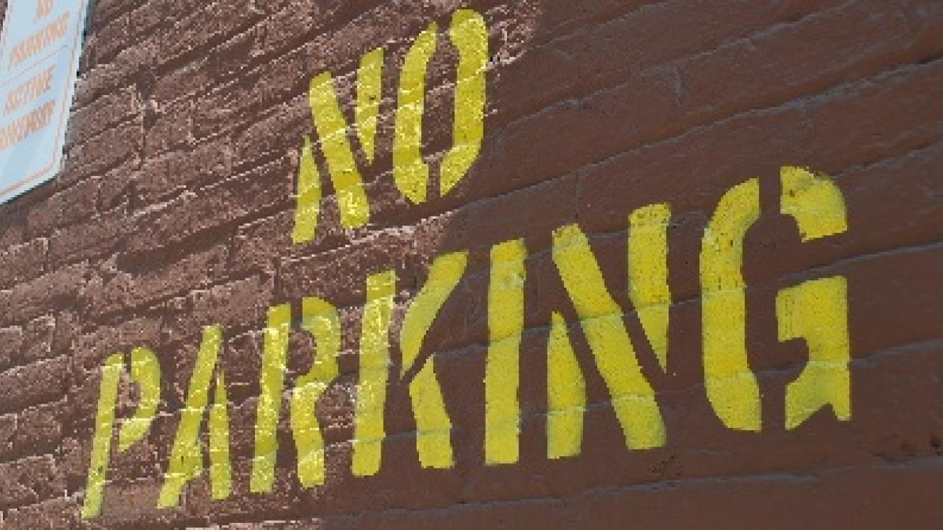 Parking for tour buses continues to be a problem in Cape Town.