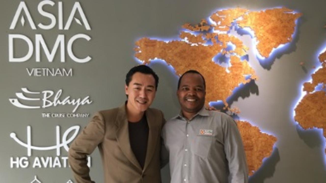 Linh Le, Group Managing Director of ASIA DMC and Septi M. Bukula, Director of SEEZA. 