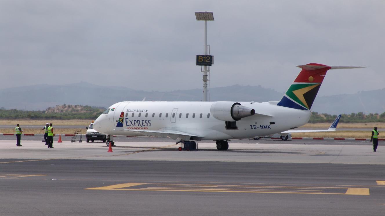 Pravin Gordhan appoints new board for SA Express in a bid to stabilise the airline. 