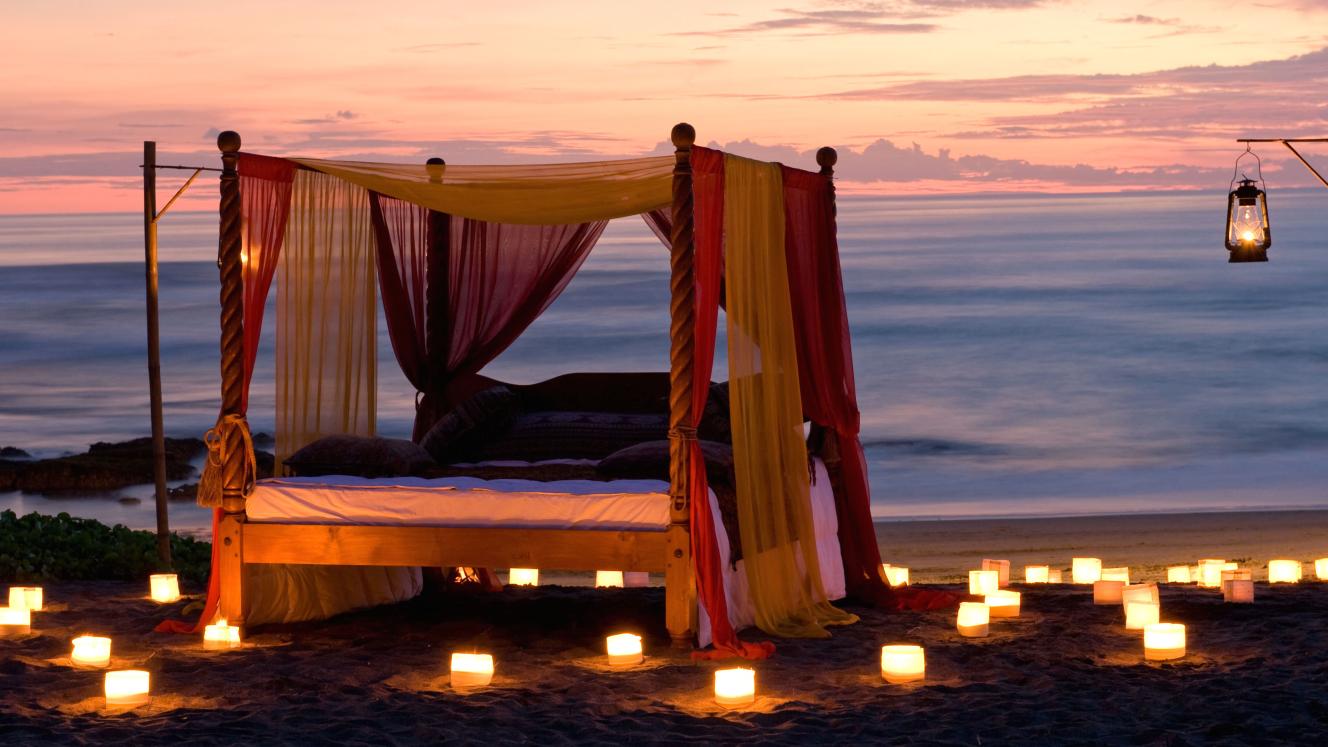 A successful romantic getaway can be crafted.