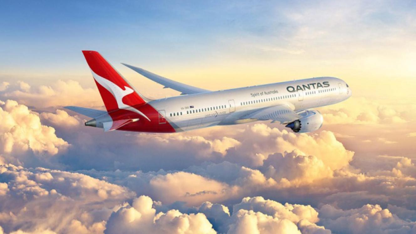 Qantas is experiencing difficulties securing its Perth-Johannesburg route.
