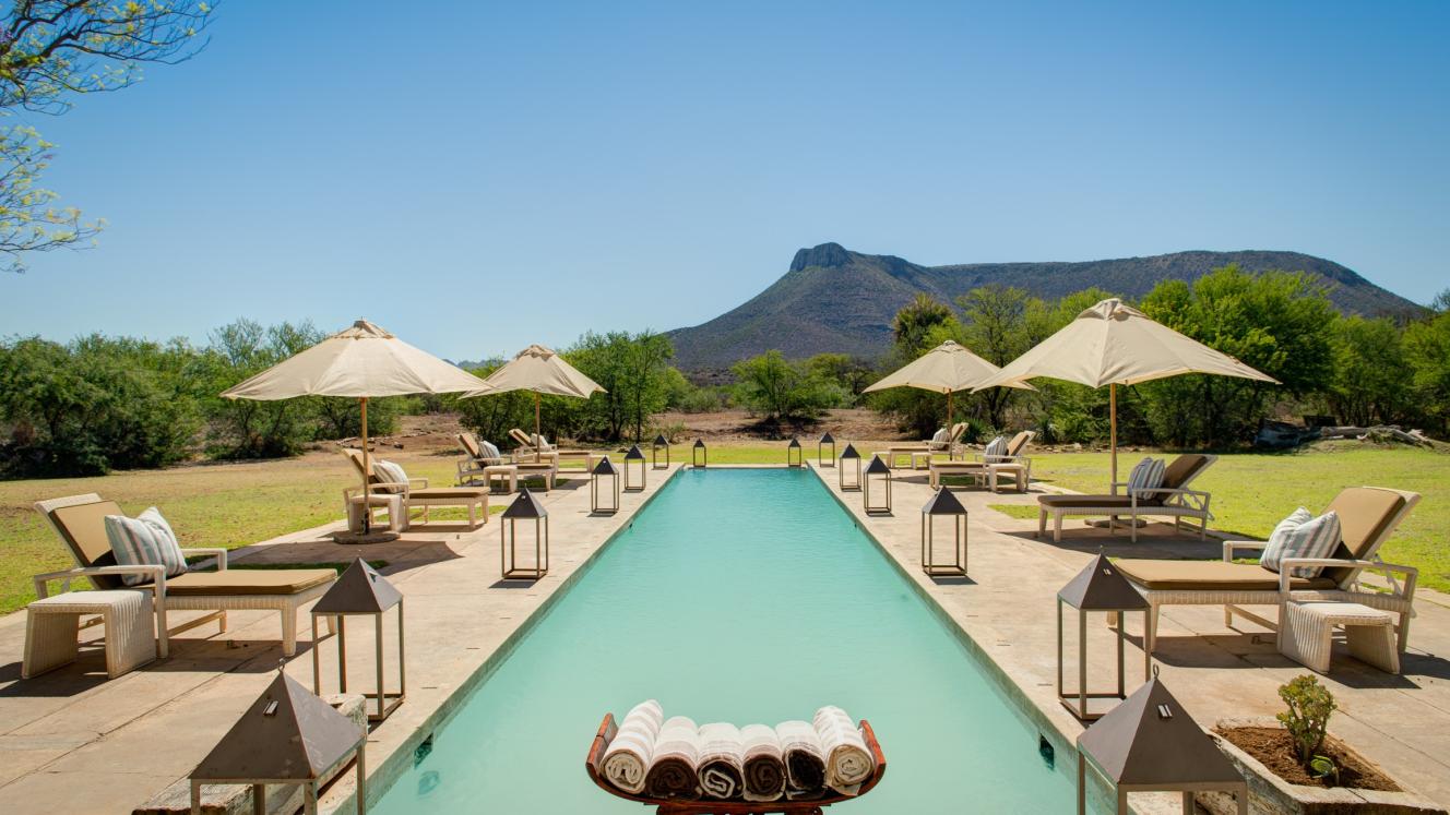 The luxury of Samara Manor House is now available to individual travellers.