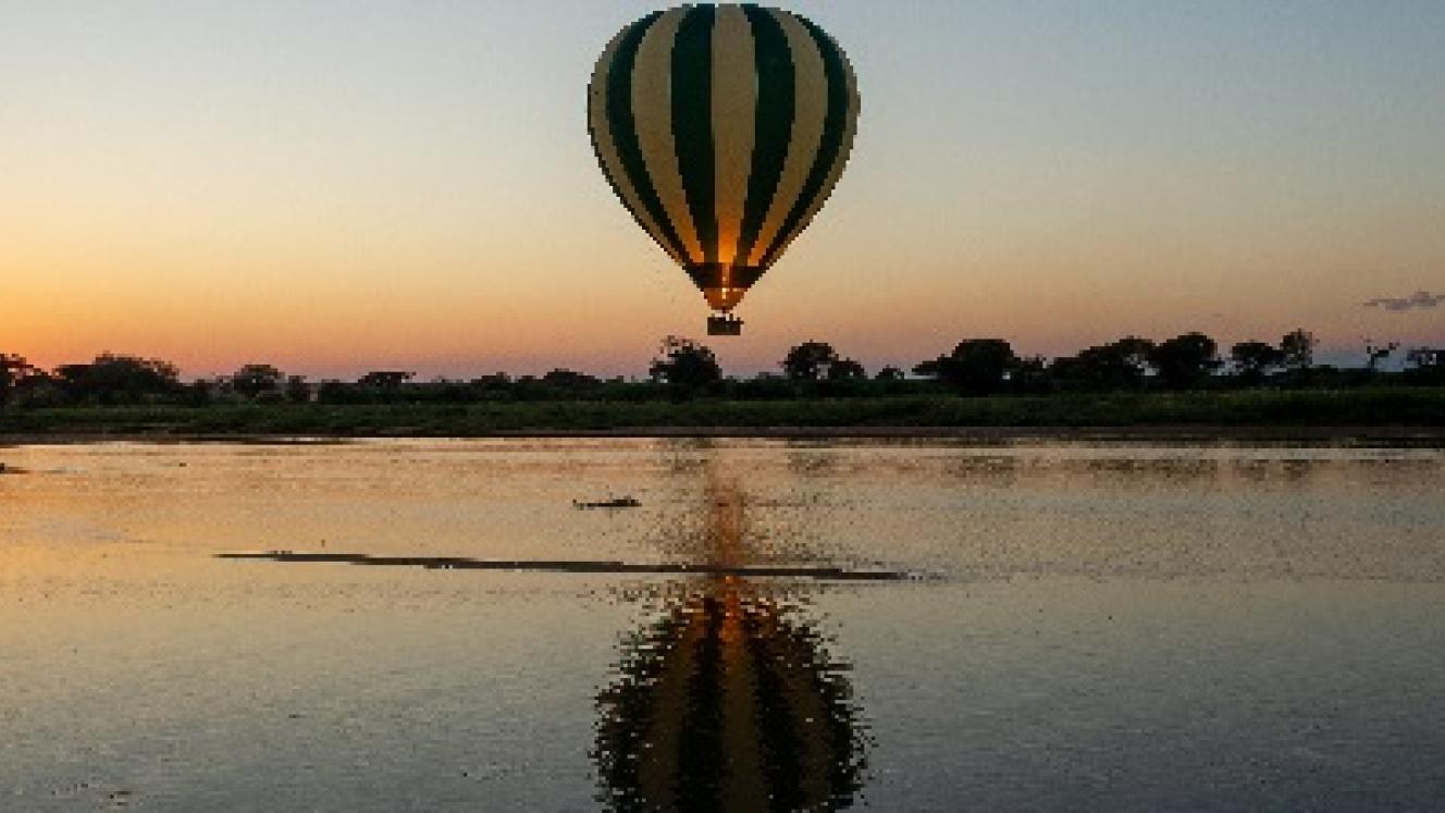 Ruaha Balloon Safaris takes off in one of Tanzania’s national parks. Credit: Ruaha Balloon Safaris/Paul Johnson Hicks.