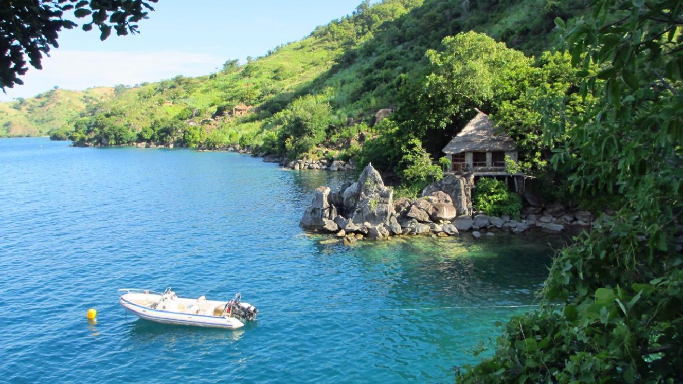 The new road links Mzuzu to Nkhata Bay on Lake Malawi.