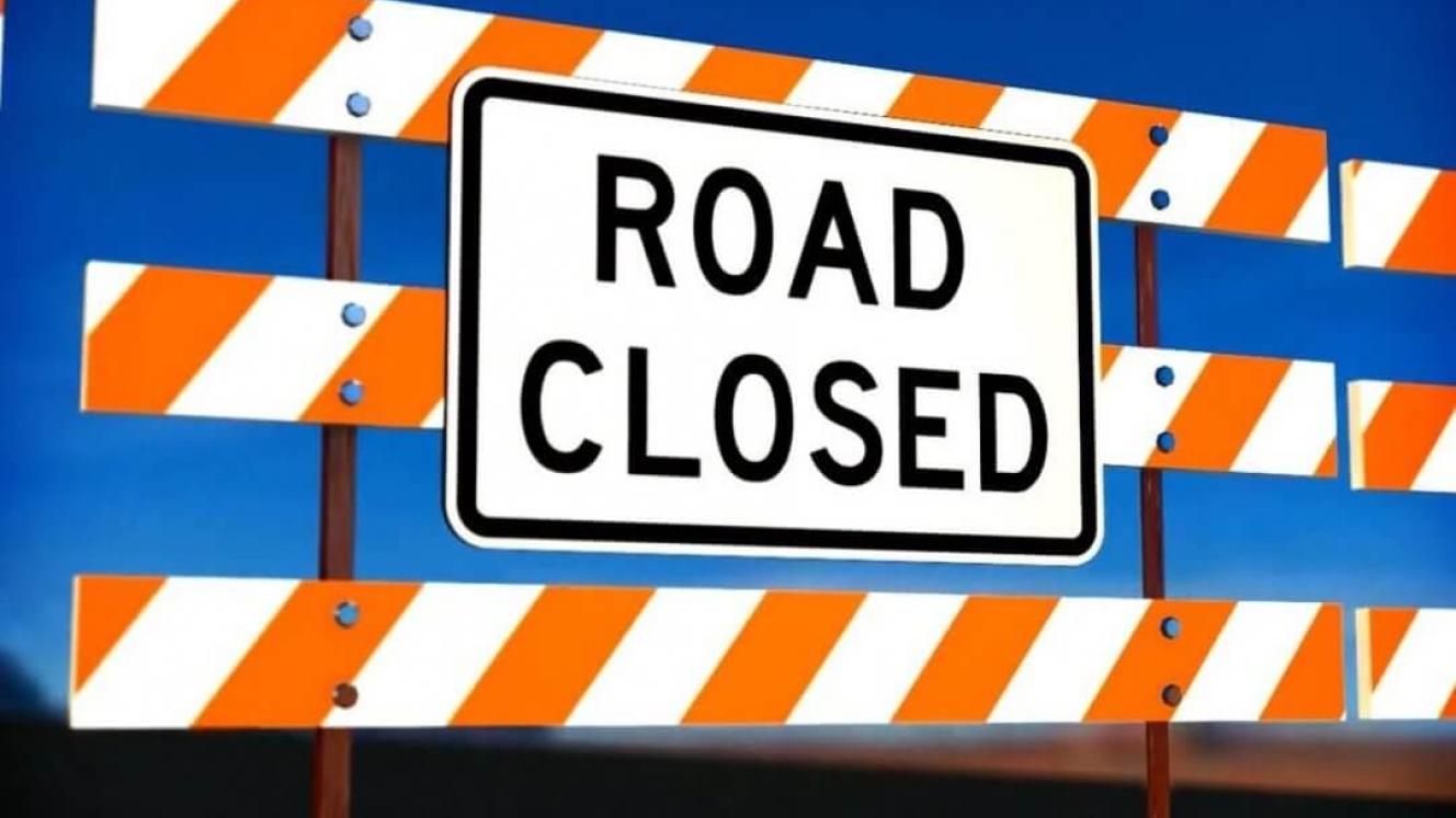 The M2 heading towards the airport is closed for repairs.