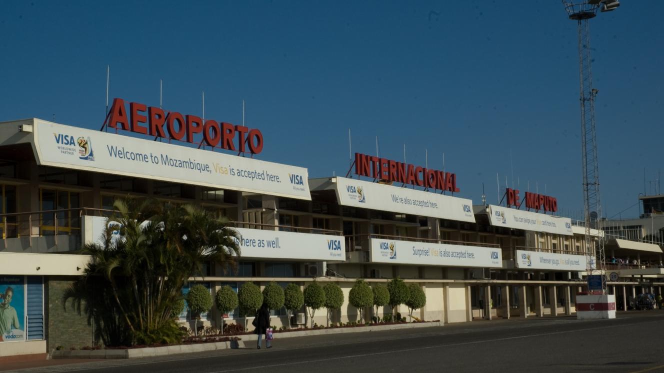 Mozambique begins plans for commercial development at airports.