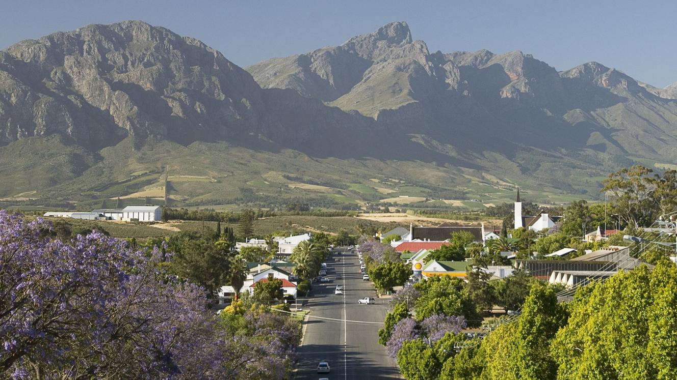 South Africa has plenty to offer. What small towns do you recommend for tourists to visit?