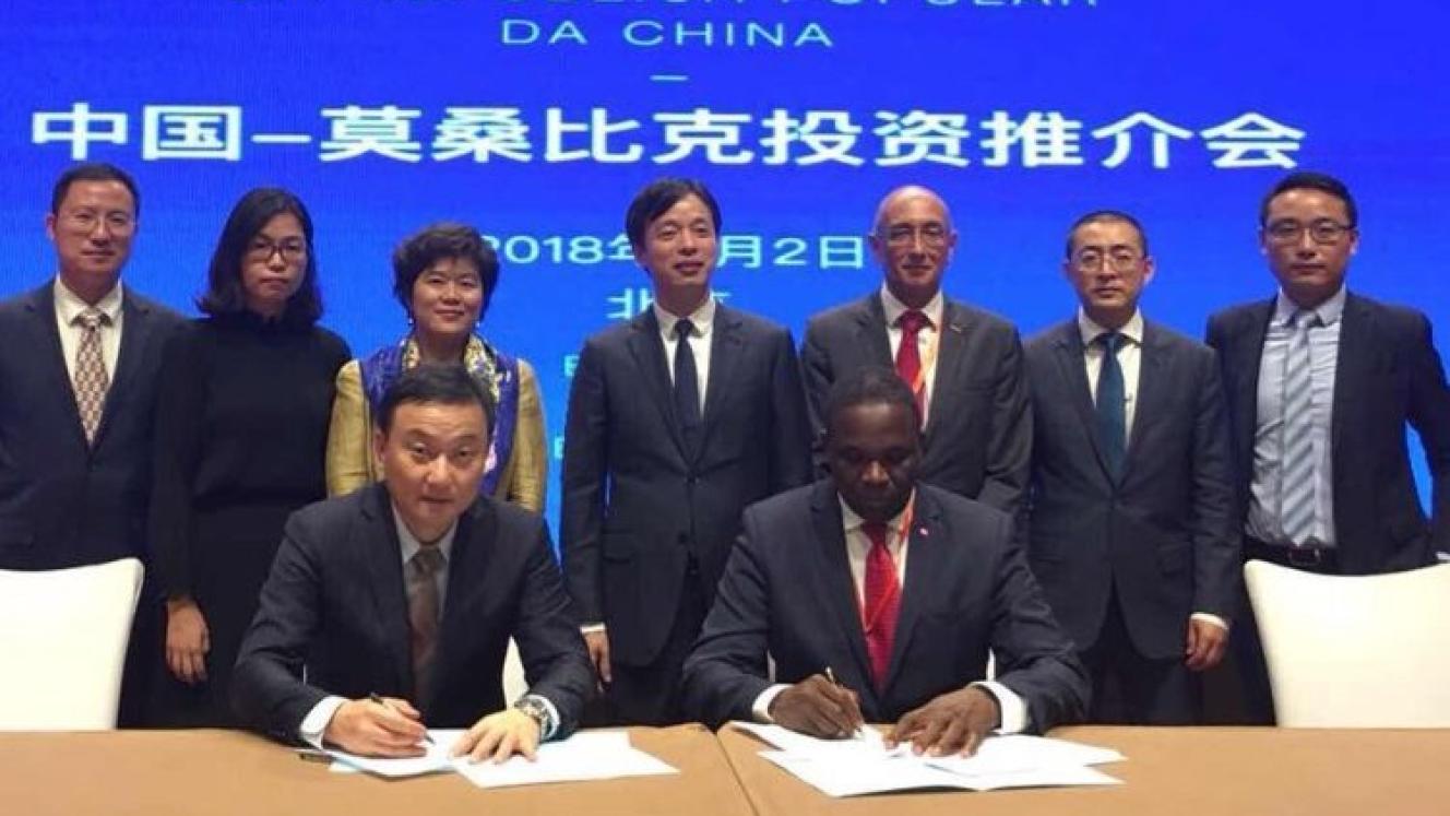 Millennium bim is to issue Chinese financial institution, UnionPay, credit cards and services, allowing access to a strategic market for Mozambique.