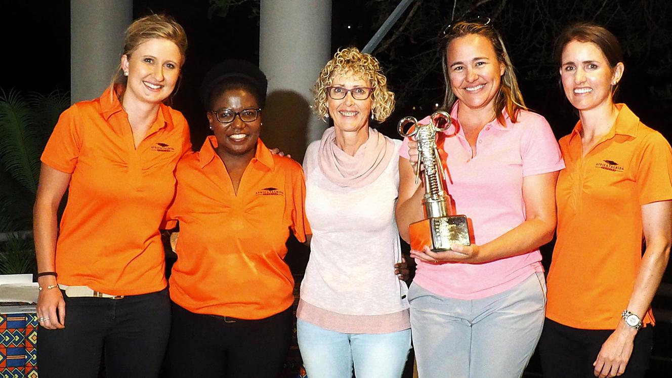 VFAPU Golf Day winners with Africa Albida Tourism staff. From left: Tyla Crabbe, Nommy Vuma, Michelle Wilson, Ashleigh Pringle and Keara O’Toole. Credit: Eugene Matarise, Tee Time Golf Magazine.