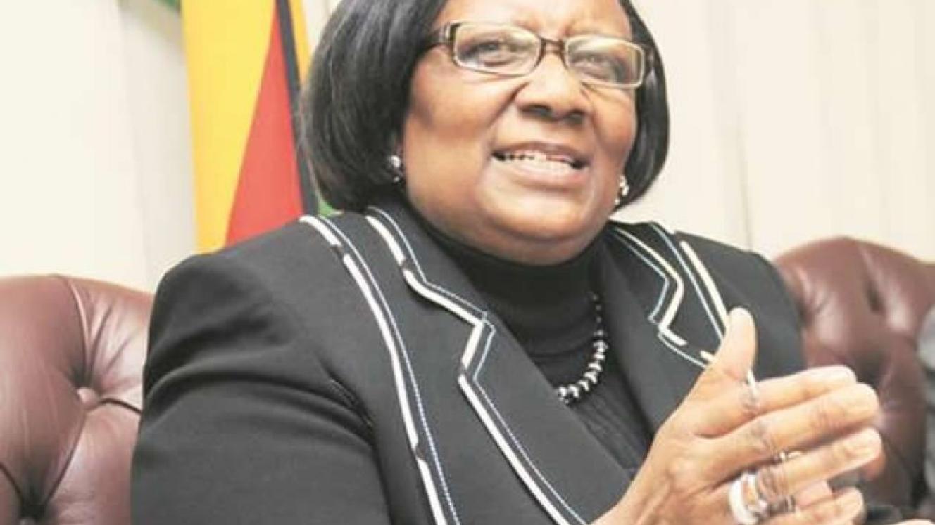 The government of Zimbabwe is rolling out a payment plan to address its Iata repatriation debt after discussions led by Tourism Minister Prisca Mupfumira.