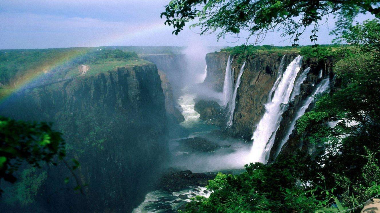 Zimbabwe Tourism Authority has partnered with Starlight Global to market the country.