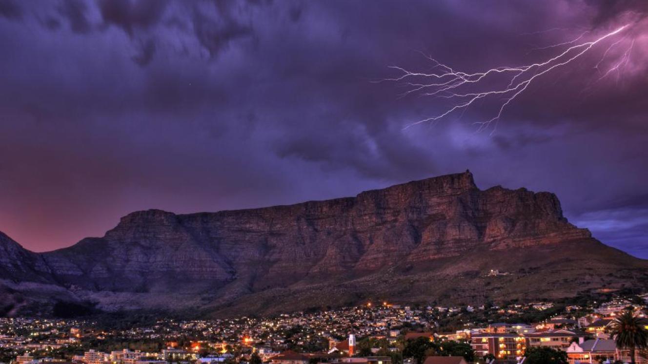 Table Mountain. Credit: Rhino Africa Blog.