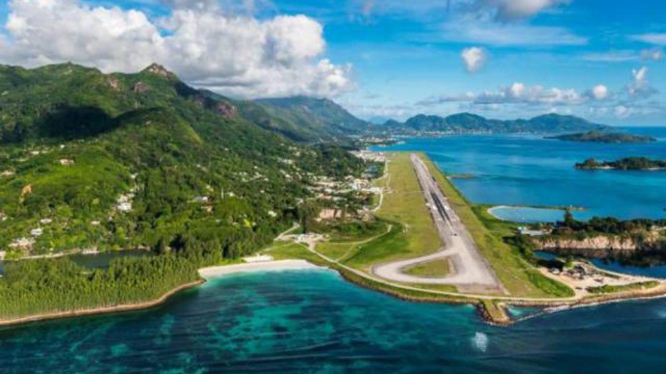 The recently opened CIP Payanke Lounge at Seychelles International Airport incorporates island flair. 