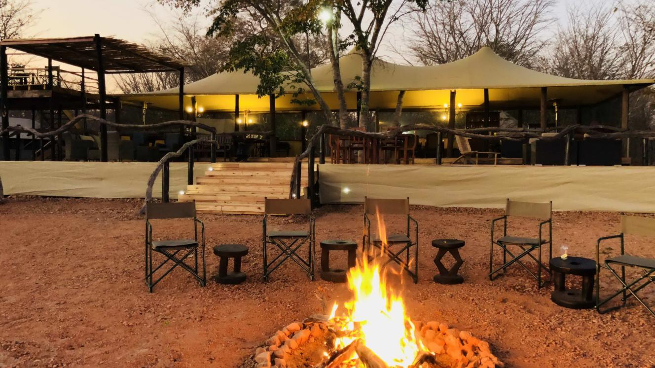 15 luxury tents immerse guests into nature.
