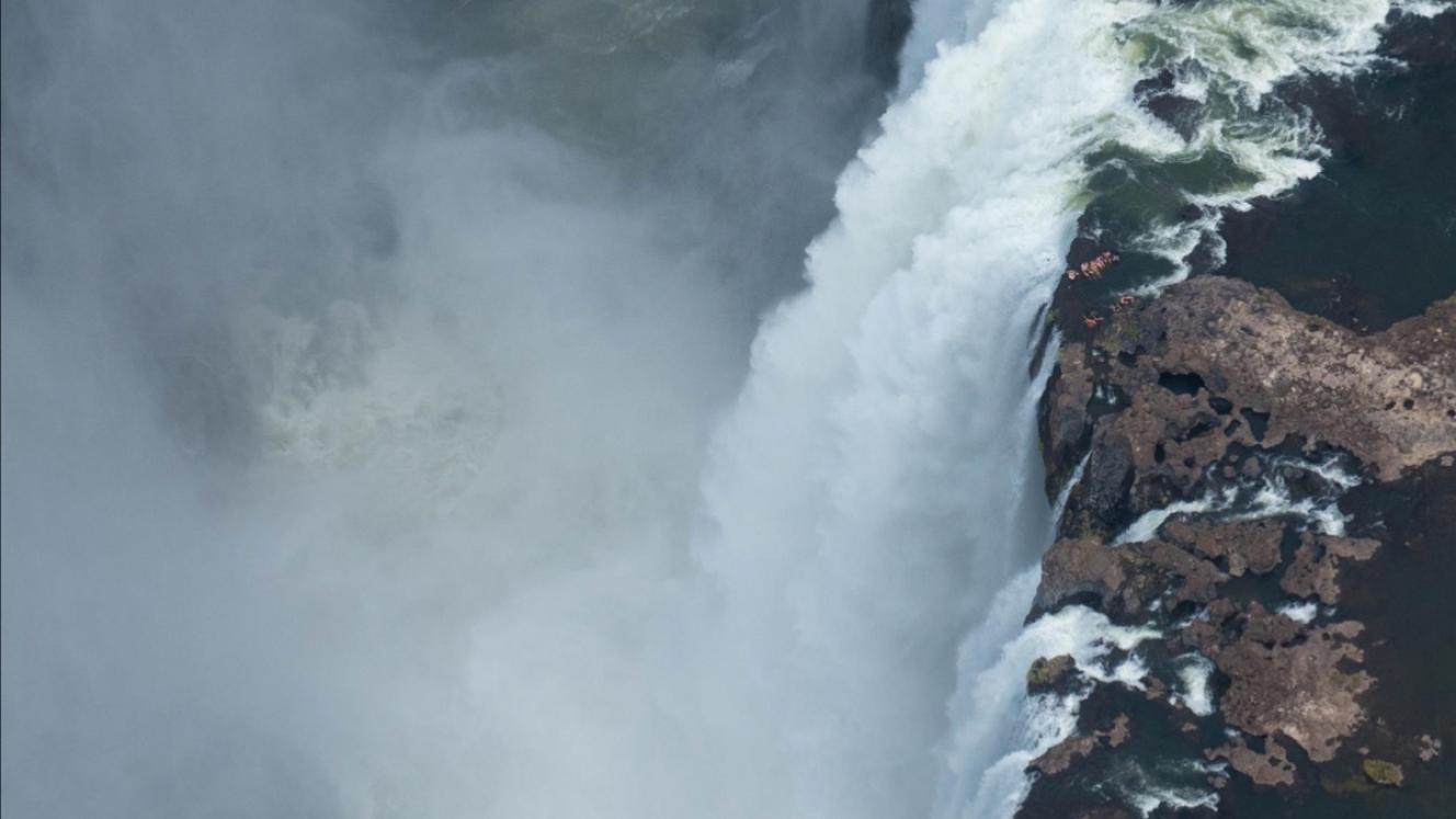 Devil’s Pool. Image: Kevin Hogan.