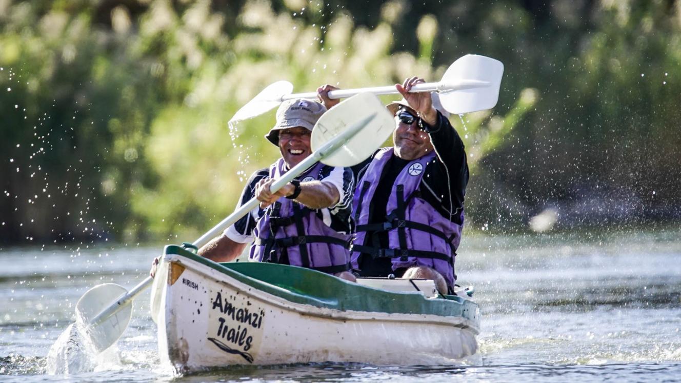 6 Day Luxury Lower Zambezi Canoe Safari in Zambia