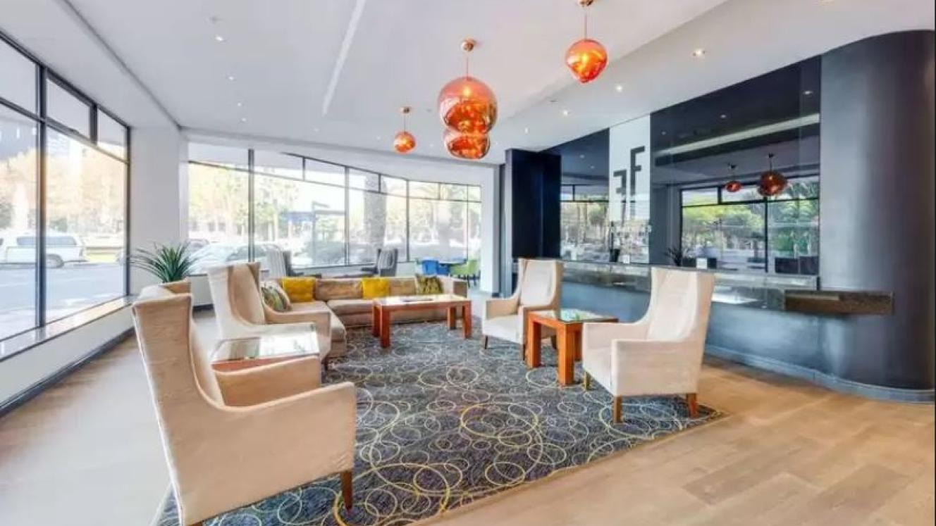 Fountains Hotel, Cape Town, rebrands.