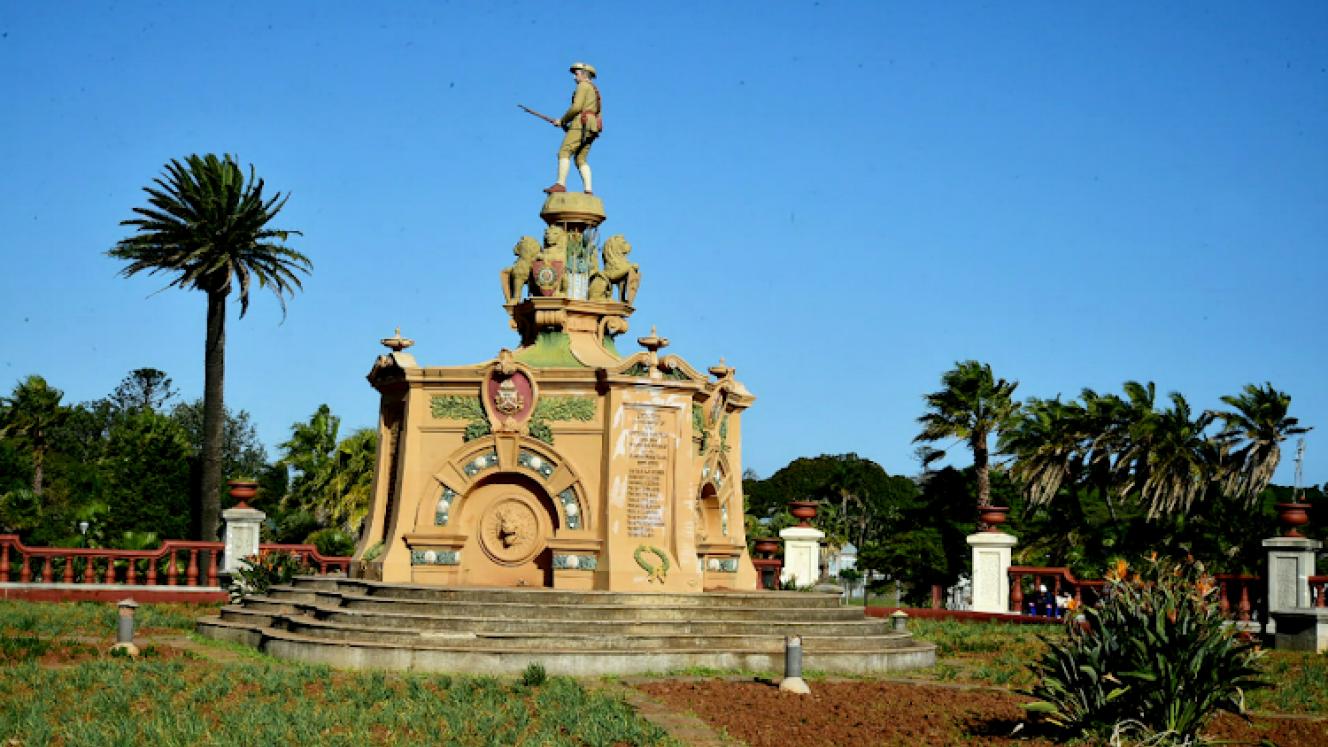 The Prince Alfred's Guard Memorial in St George's Park in Park Drive, Central Hill.