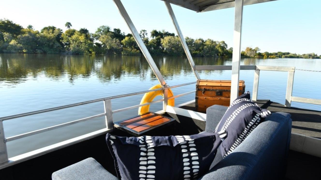 The new cruise boat on the Zambezi