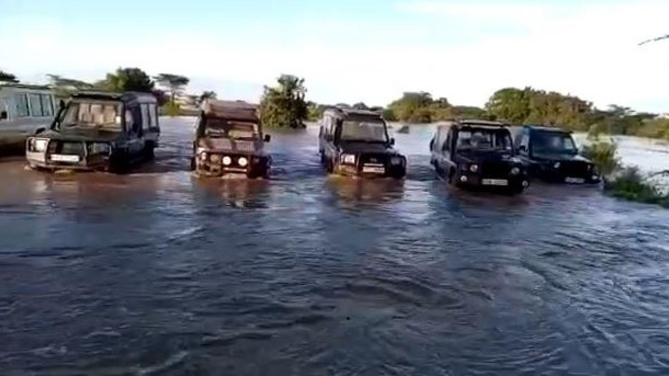 The heavens opened on to the Maasai Mara area, flooding low-lying camps and stranding safari vehicles.