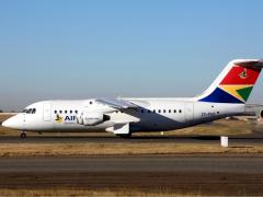 The finance deal for Airlink to introduce city-to-game lodge flights.