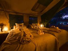 John Chase Safaris offers tailor-made itineraries in Botswana for families, couples and groups.