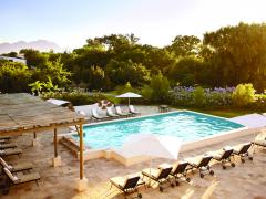 Spier Hotel will be closing their restaurant and wine bar for remodelling.