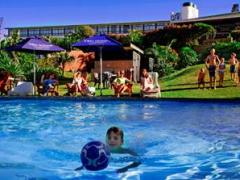 The Cutty Sark Hotel will undergo a major renovation to become a four-star hotel.