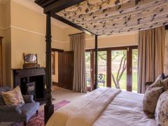 The property has five double or twin bedrooms and can accommodate up to 10 guests