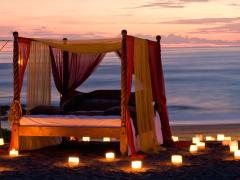 A successful romantic getaway can be crafted.