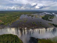 UAE investors eye Vic Falls for the possible development of a grand prix circuit, medical facility and hotel.