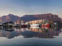 Talks of Day Zero, high inventory and a weakening rand contribute to Cape Town’s drop in hotel prices.