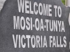 The Victoria Falls will now be open to view until 22h00.