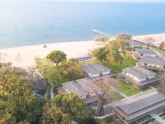 The Lake Suites and Sunset Villa have views of the beach.