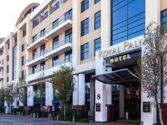 The KZN hotel has refurbished its restaurant, lounge and bar.